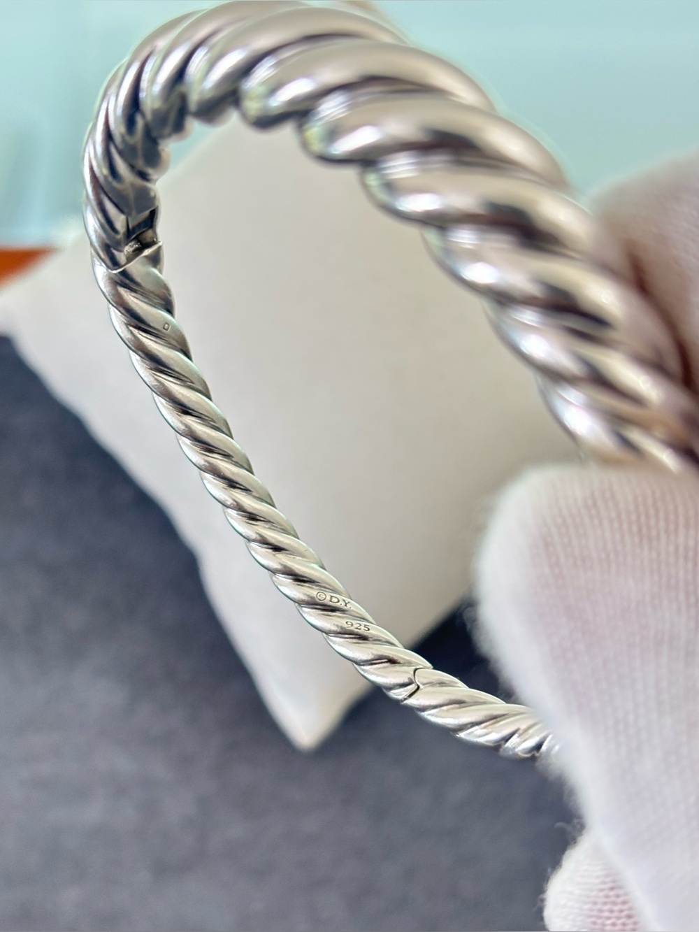 David Yurman Sterling silver 9.5mm Pure Form Bangle Bracelet-Small - Picture 6 of 9